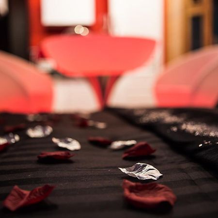 Suite Glamour & Spa Дижон Екстериор снимка