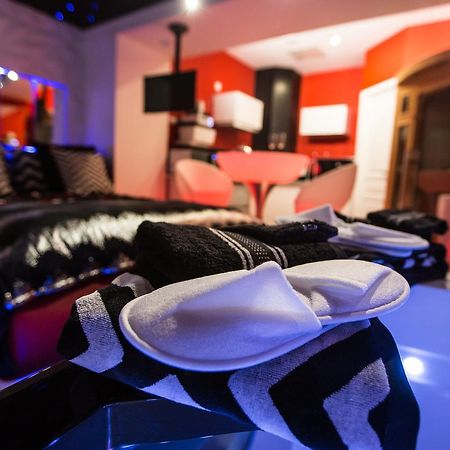 Suite Glamour & Spa Дижон Екстериор снимка